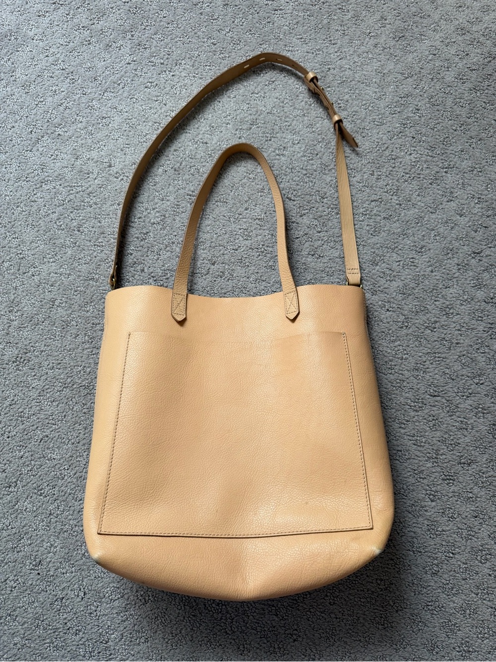 Madewell Transport Leather Tote with Adjustable Strap in Linen